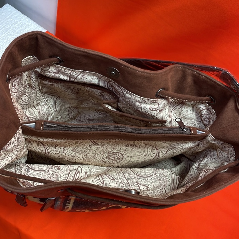 New Nocona Concealed Weapon Purse. Gem